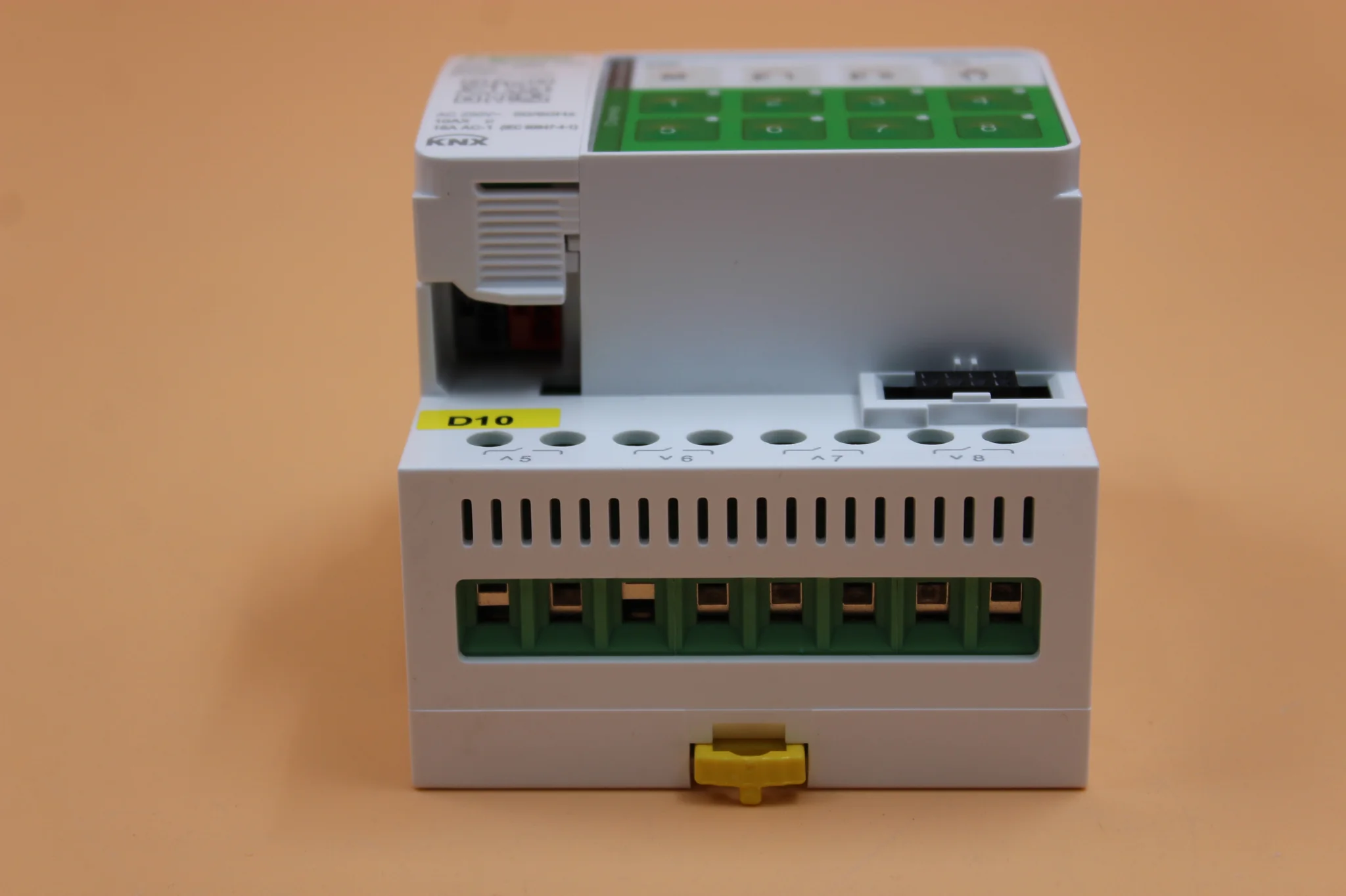 Schneider KNX MTN6705‑0008 SpaceLogic Master Switch/Blind Actuator - Image 2